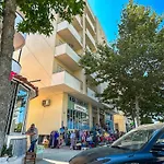 Apartamento Sunset Coast Retreat A18 Durrës