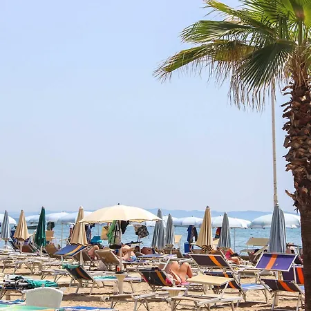 Sunset Coast Retreat A18 Durrës