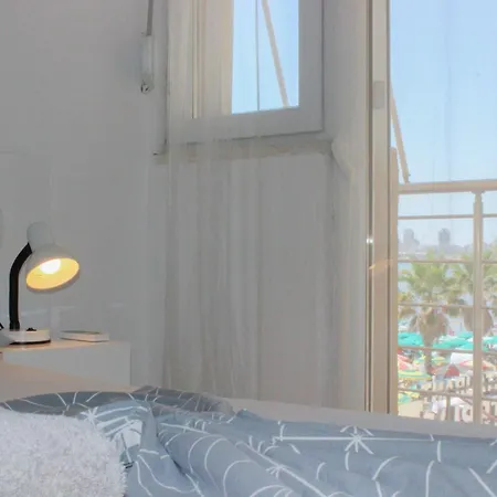 Sunset Coast Retreat A18 Durrës