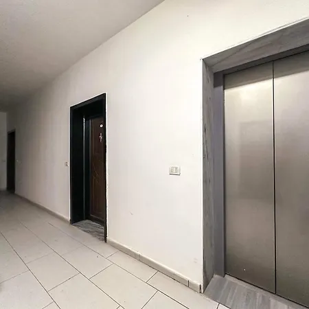 Apartment Sunset Coast Retreat A18 Durrës
